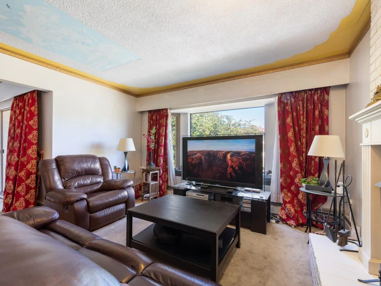 2472 E 12th Avenue, Vancouver, BC, V5M 2C2 - 11