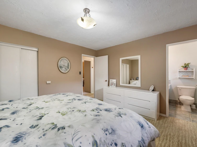 5100 208 Street, Langley, BC, V3A 2J5 - 21