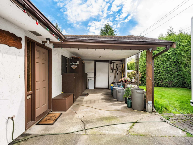 5100 208 Street, Langley, BC, V3A 2J5 - 3