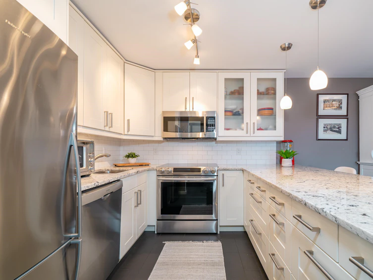 413-1385 Draycott Road, North Vancouver, BC, V7J 3K9 - 17