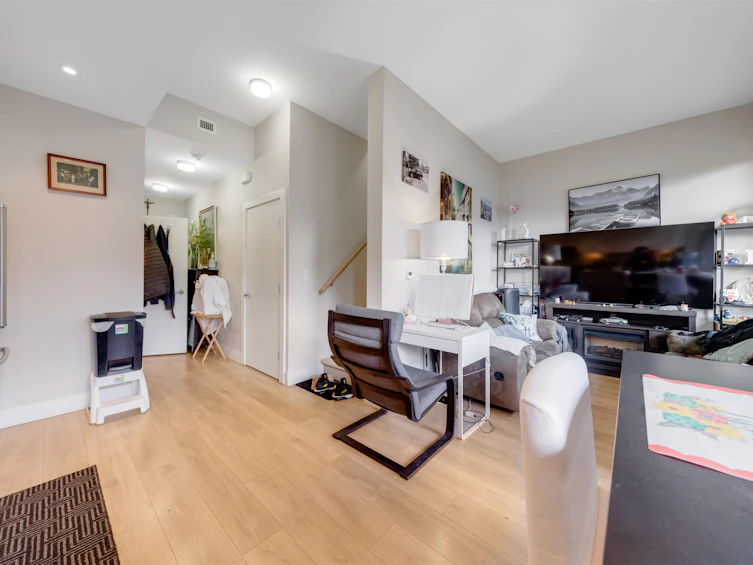 102-3588 Sawmill Crescent, Vancouver, BC, V5S 0H5 - 6