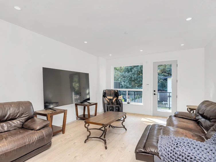 41727 Government Road, Squamish, BC, V0N 1H0 - 22