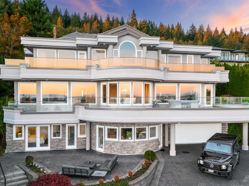 1651 Langton Place, West Vancouver BC V7S 3H2
