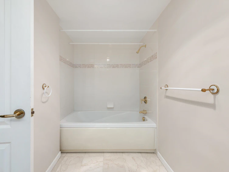 201-1788 W Georgia Street, Vancouver, BC, V6G 2V7 - 19