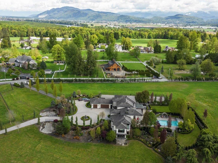 30736 Burgess Avenue, Abbotsford, BC, V4X 2A6 - 32