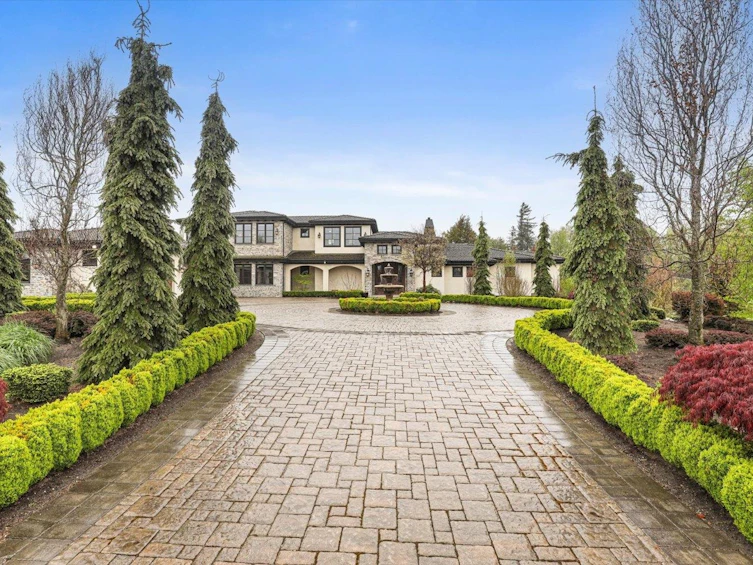 30736 Burgess Avenue, Abbotsford, BC, V4X 2A6 - 4