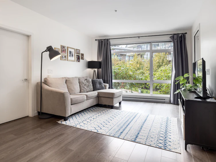 217-22 E Royal Avenue, New Westminster, BC, V3L 0H1 - 3