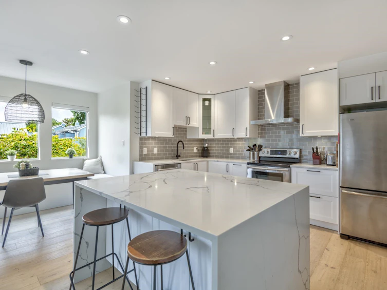 304-1665 Arbutus Street, Vancouver, BC, V6J 3X3 - 11