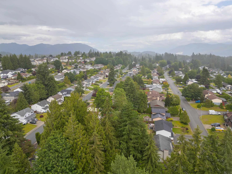 8061 Caribou Street, Mission, BC, V2V 5R1 - 8