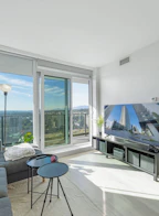 2408 3809 Evergreen Place