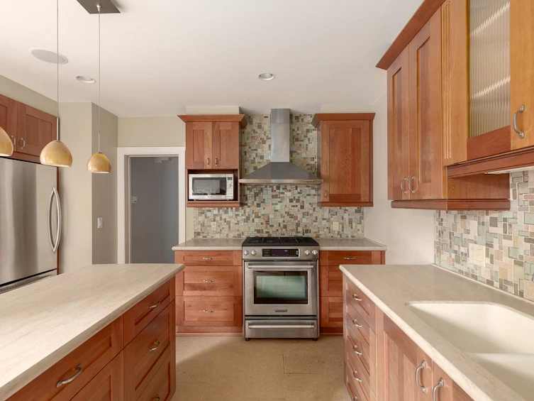 3782 W 24th Avenue, Vancouver, BC, V6S 1L6 - 2