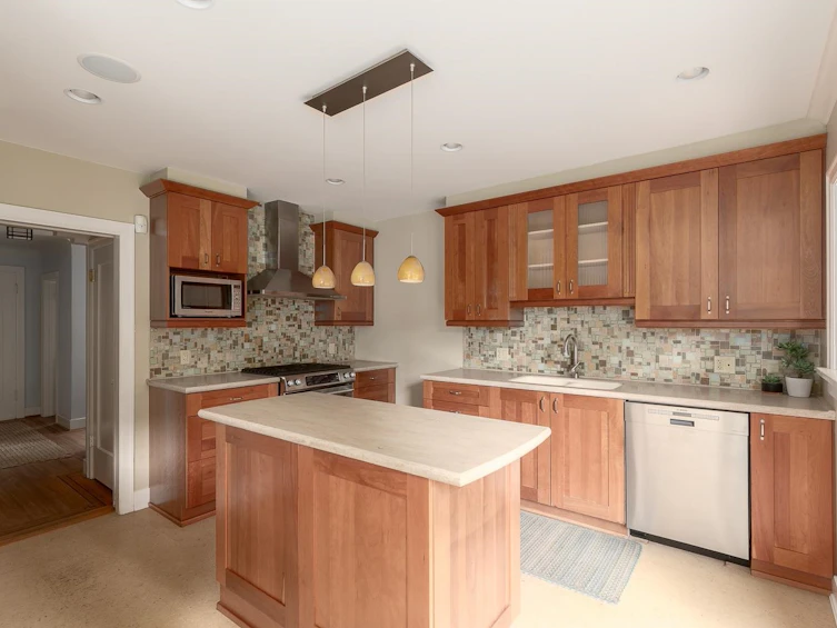 3782 W 24th Avenue, Vancouver, BC, V6S 1L6 - 3
