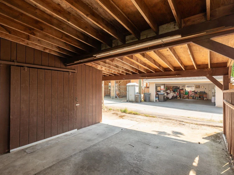 3782 W 24th Avenue, Vancouver, BC, V6S 1L6 - 38