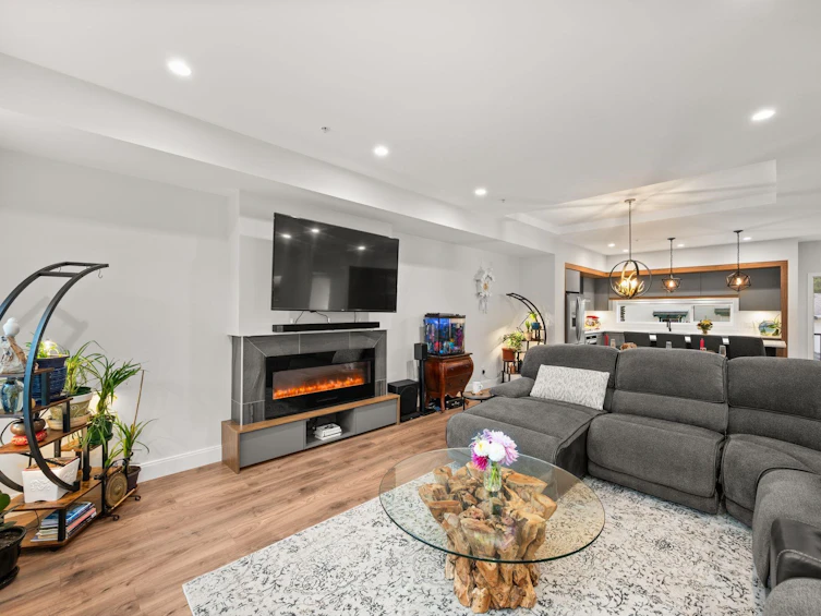 22-33209 Cherry Avenue, Mission, BC, V2V 0G8 - 8