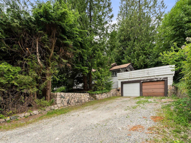 338 E Osborne Road, North Vancouver, BC, V7N 1M3 - 10