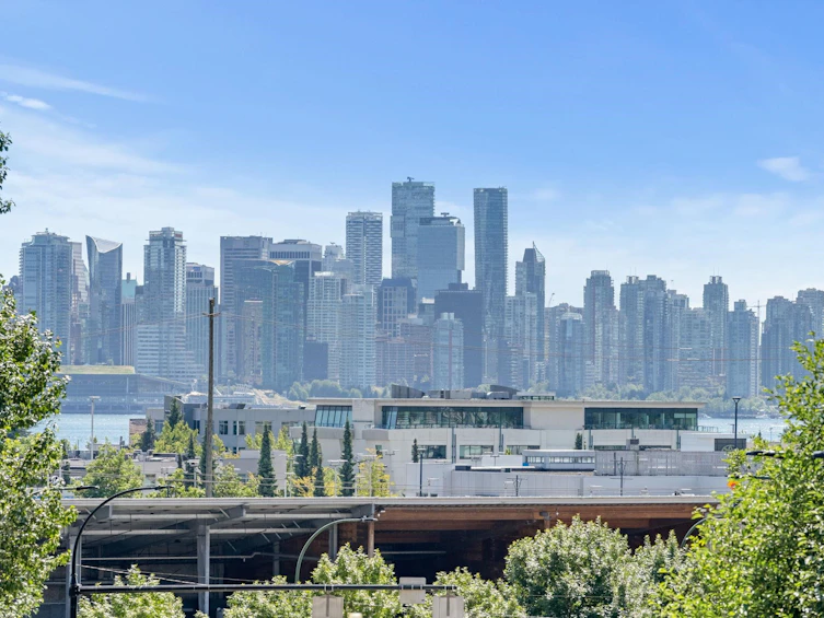 412-719 W 3rd Street, North Vancouver, BC, V7M 0E7