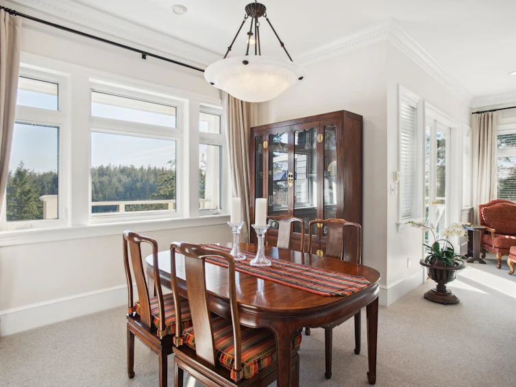 4668 Headland Drive, West Vancouver, BC, V7W 3J3 - 4