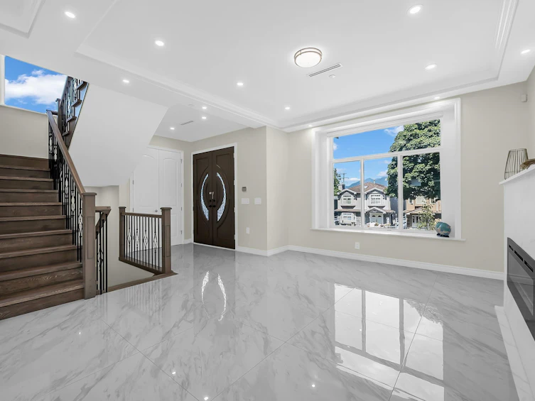 2936 E 2nd Avenue, Vancouver, BC, V5M 1E5 - 5