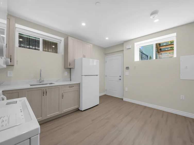 2936 E 2nd Avenue, Vancouver, BC, V5M 1E5 - 22