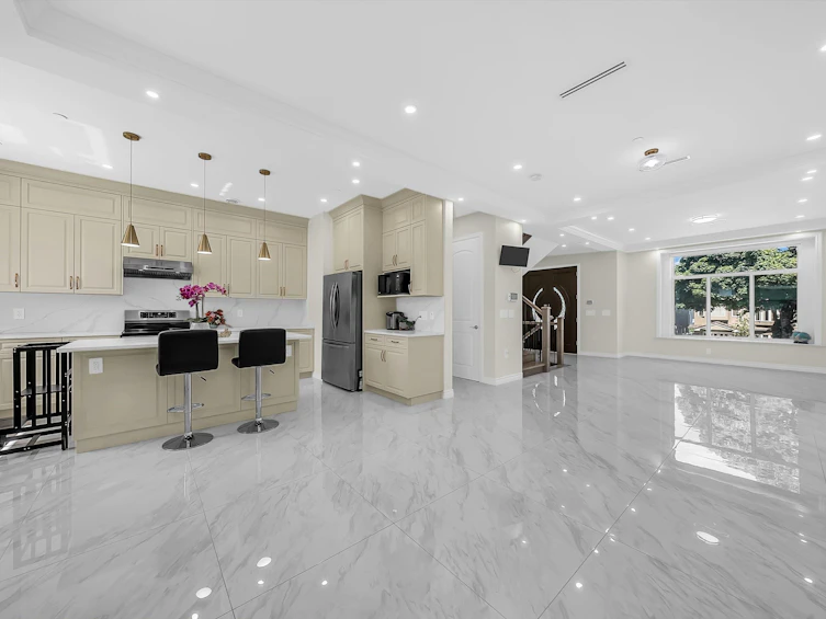 2936 E 2nd Avenue, Vancouver, BC, V5M 1E5 - 12