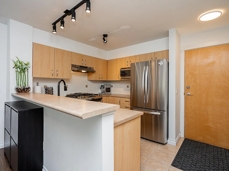 217-801 Klahanie Drive, Port Moody, BC, V3H 5K4 - 7