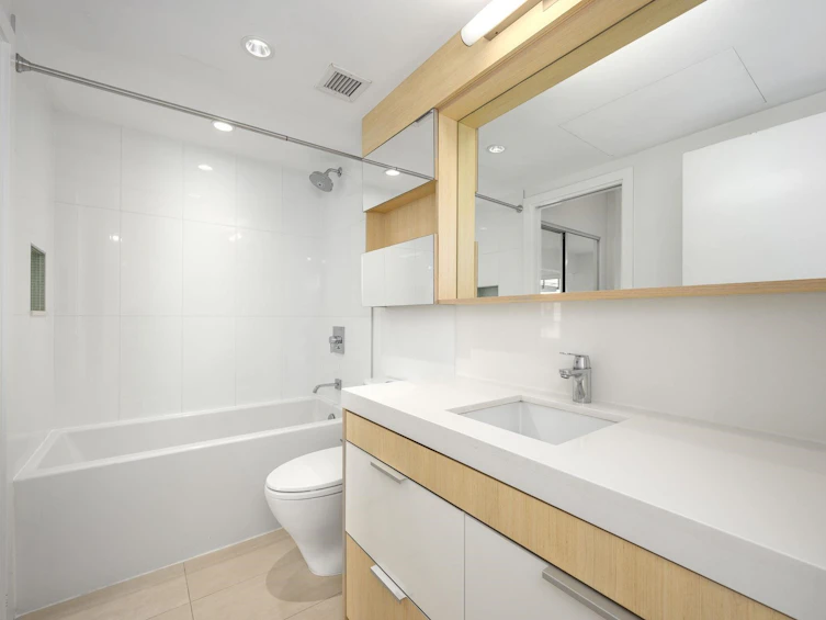 414-111 E 3rd Street, North Vancouver, BC, V7L 0C6 - 13