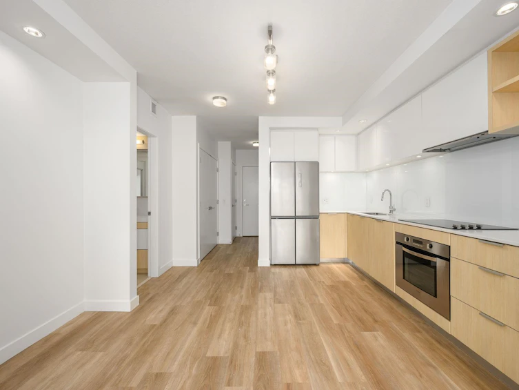 414-111 E 3rd Street, North Vancouver, BC, V7L 0C6 - 9