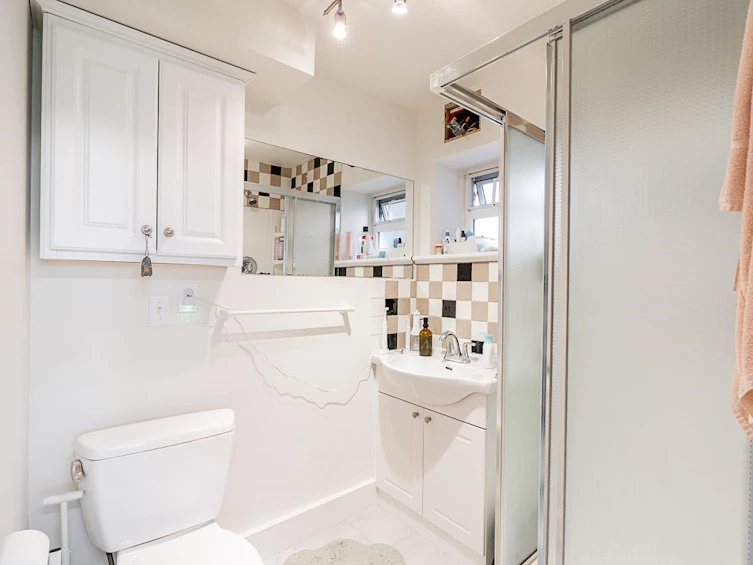 4013 Venables Street, Burnaby, BC, V5C 2Z5 - 30