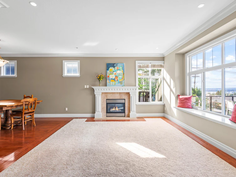 2958 Mahon Avenue, North Vancouver, BC, V7N 3T1 - 3