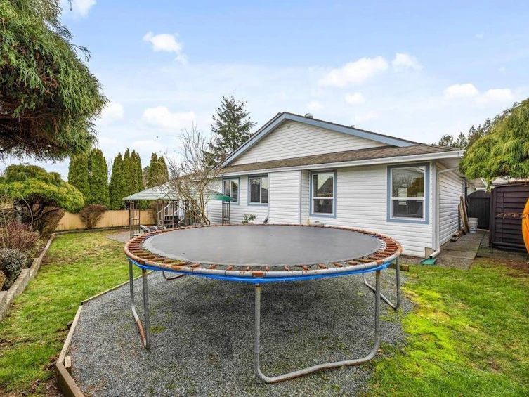 19093 Sundale Court, Surrey, BC, V3S 7M6 - 22