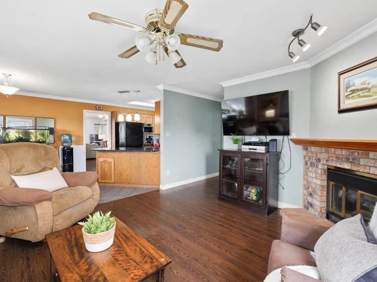 19093 Sundale Court, Surrey, BC, V3S 7M6 - 10