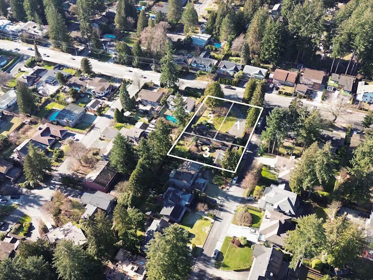 1488 Berkley Road, North Vancouver, BC, V7H 1Y7 - 32