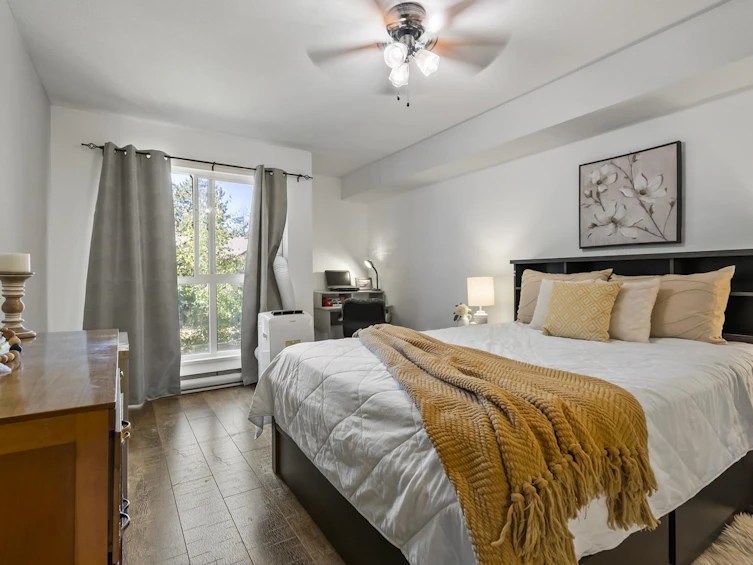 202-14980 101a Avenue, Surrey, BC, V3R 0T1 - 19