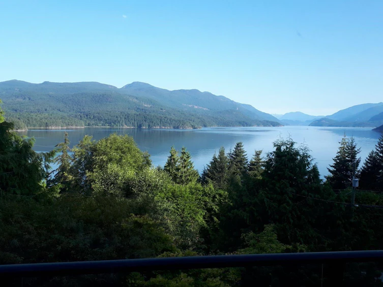6950 Porpoise Drive, Sechelt, BC, V7Z 0C8 - 38