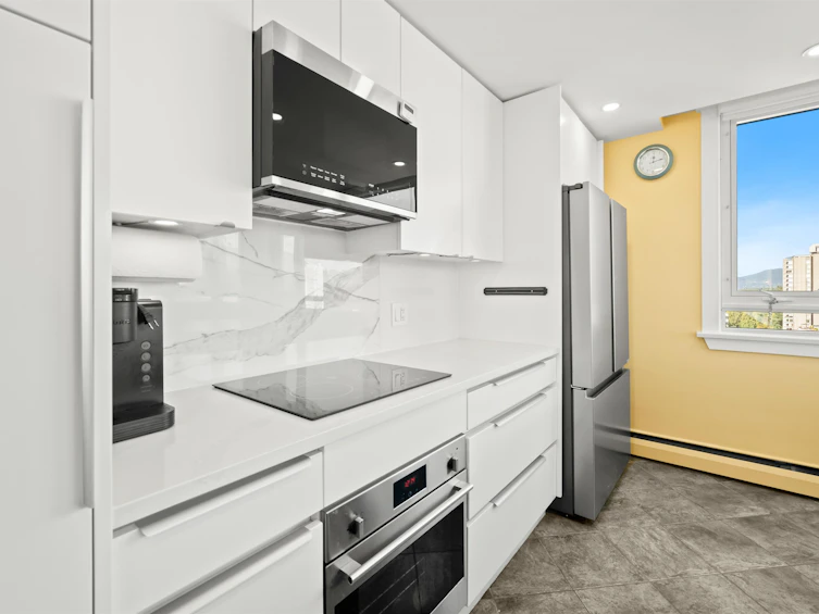 2006-1850 Comox Street, Vancouver, BC, V6G 1R3 - 11