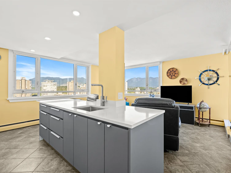 2006-1850 Comox Street, Vancouver, BC, V6G 1R3 - 9