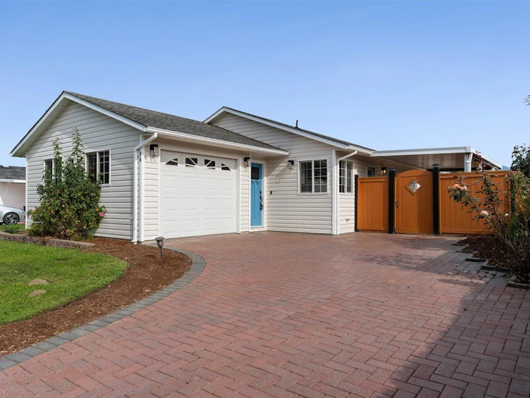 86-45918 Knight Road, Chilliwack, BC, V2R 3X4 - 2