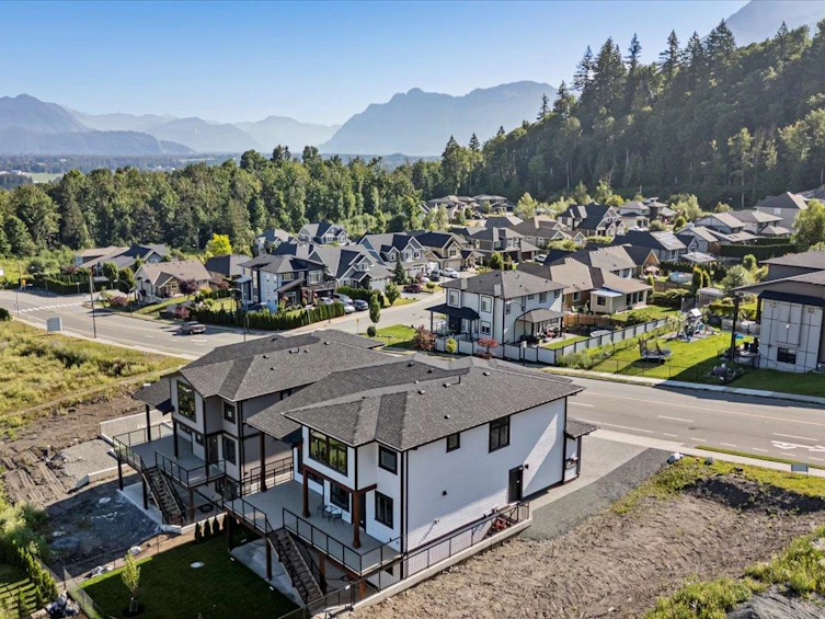 8511 Nixon Road, Chilliwack, BC, V4Z 0C5 - 35