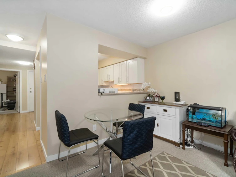 226-8460 Ackroyd Road, Richmond, BC, V6X 3E9 - 6