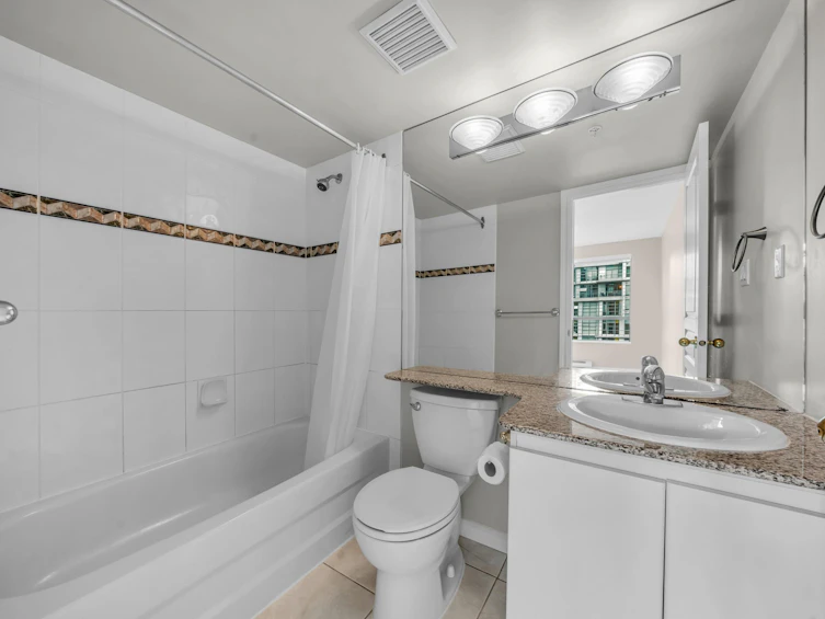 1608-1189 Howe Street, Vancouver, BC, V6Z 2X4 - 16