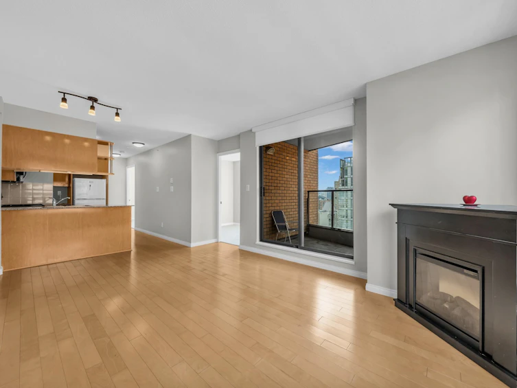 1608-1189 Howe Street, Vancouver, BC, V6Z 2X4 - 3