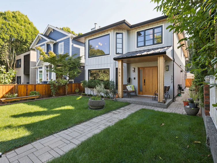 364 E 17th Avenue, Vancouver, BC, V5V 1A8 - 36