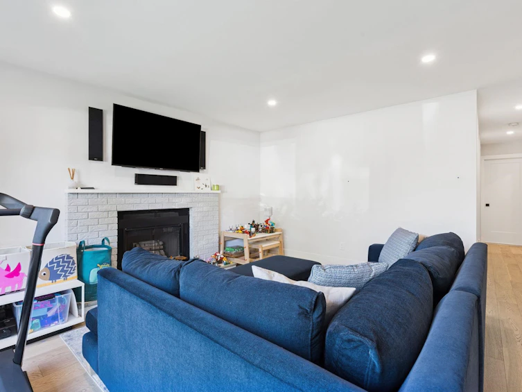 364 E 17th Avenue, Vancouver, BC, V5V 1A8 - 21