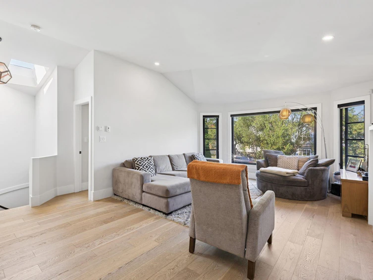 364 E 17th Avenue, Vancouver, BC, V5V 1A8 - 7