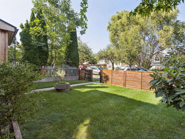 364 E 17th Avenue, Vancouver, BC, V5V 1A8 - 34