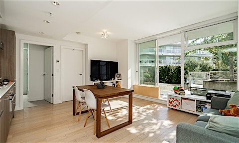 301-4638 Gladstone Street, Vancouver, BC, V5N 0G5
