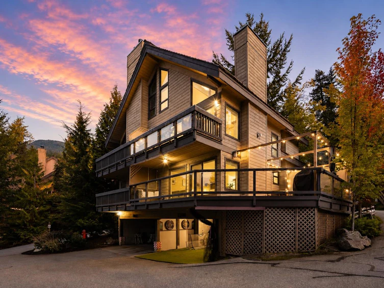 2008 Alpha Lake Village, Whistler, BC, V8E 0B7