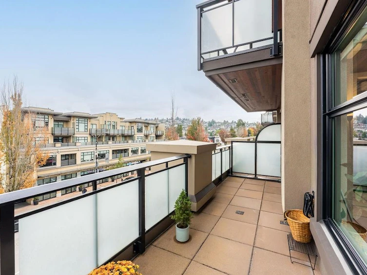 301-4570 Hastings Street, Burnaby, BC, V5C 0E8 - 29