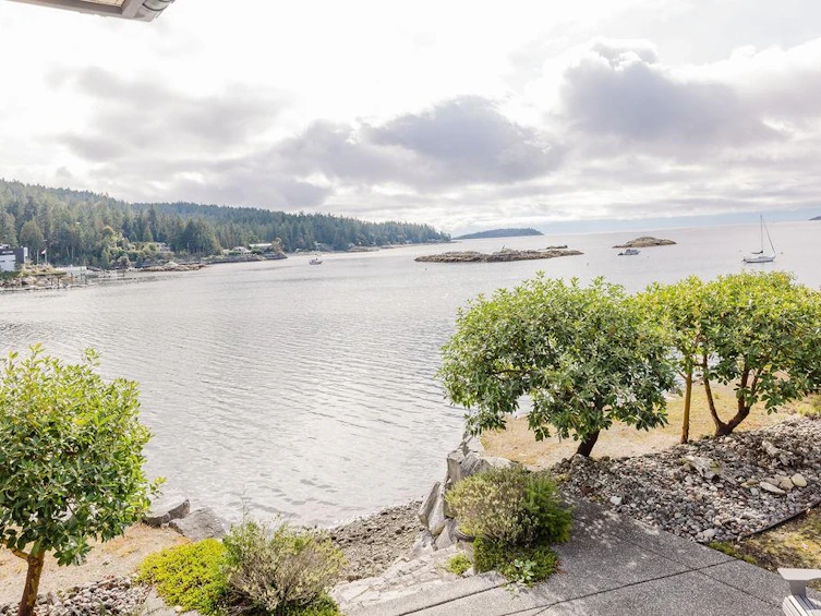 5620 Mintie Road, Halfmoon Bay, BC, V7Z 1E8 - 19
