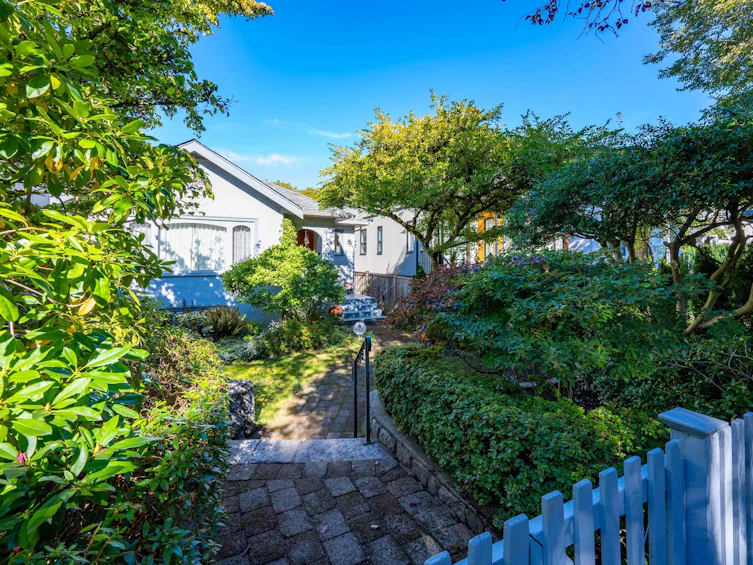 3951 W 20th Avenue, Vancouver, BC, V6S 1G3 - 37